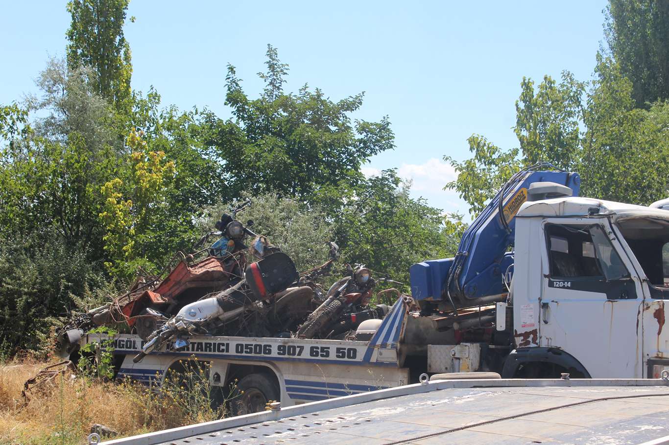 Trafikten men edilen araçların otoparklardan alınmasıyla ilgili yeni düzenlemeler yapıldı